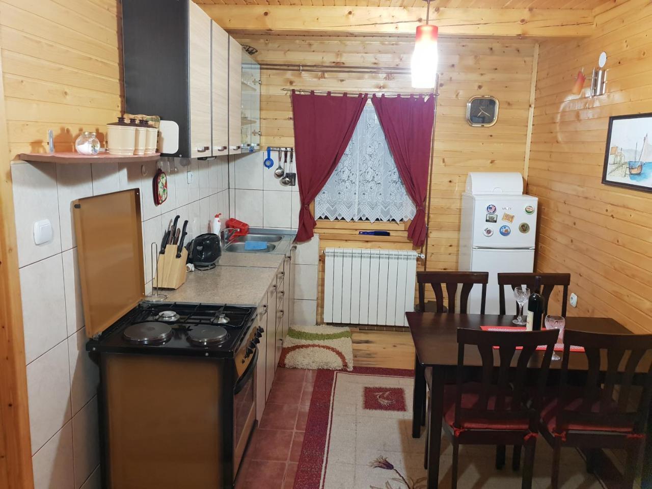Guest House Anka 자블야크 외부 사진